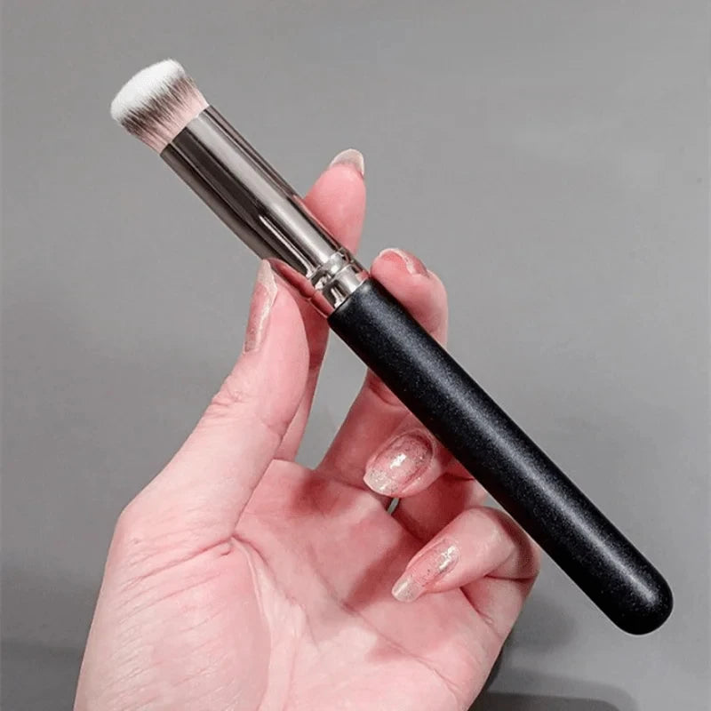 Foundation and Concealer Brush